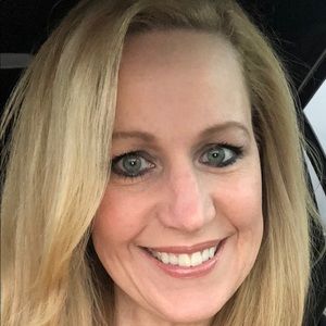 Meet your Posher, Beverly